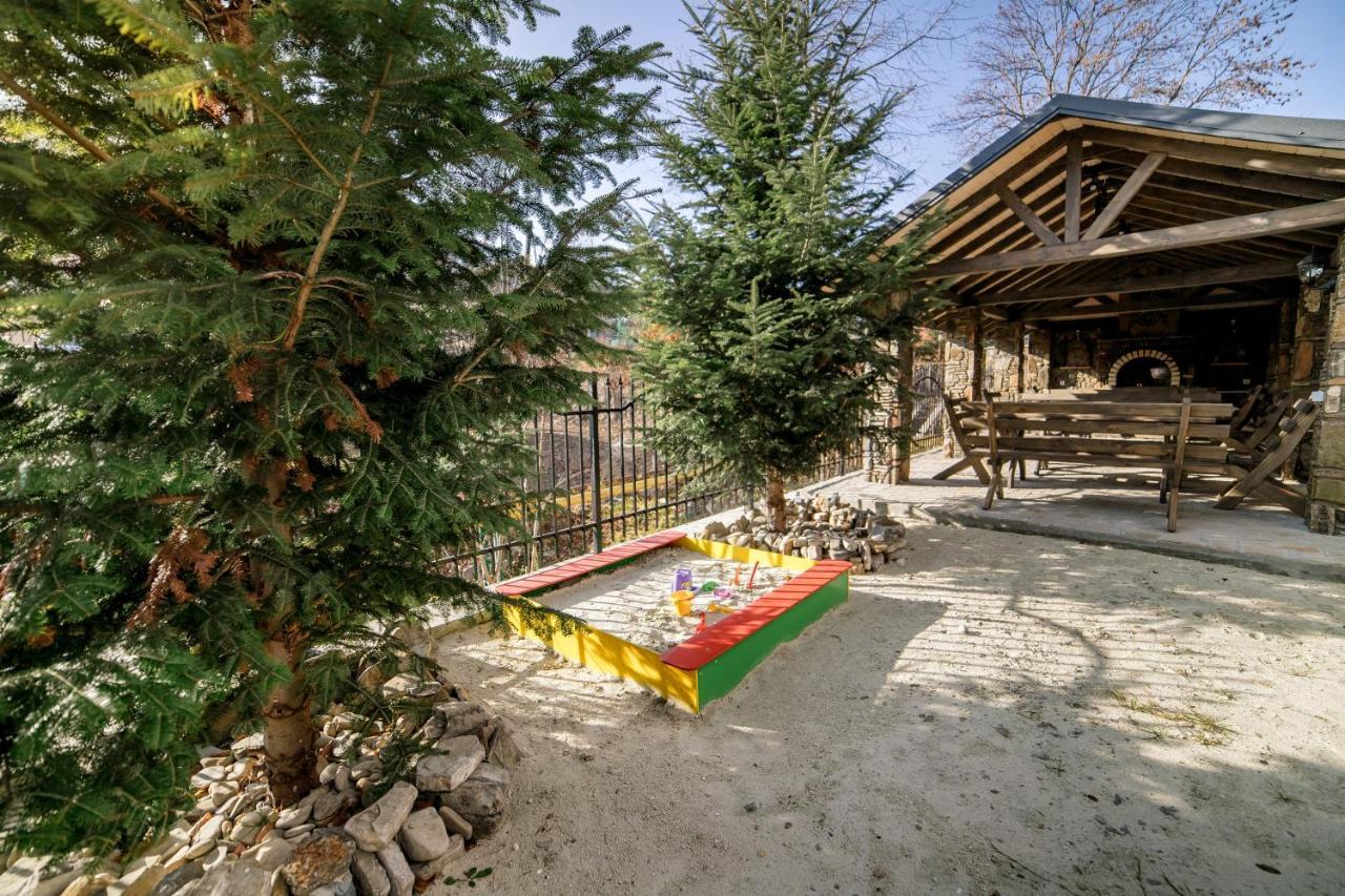 Hotel Solomiya Truskavec Exteriér fotografie